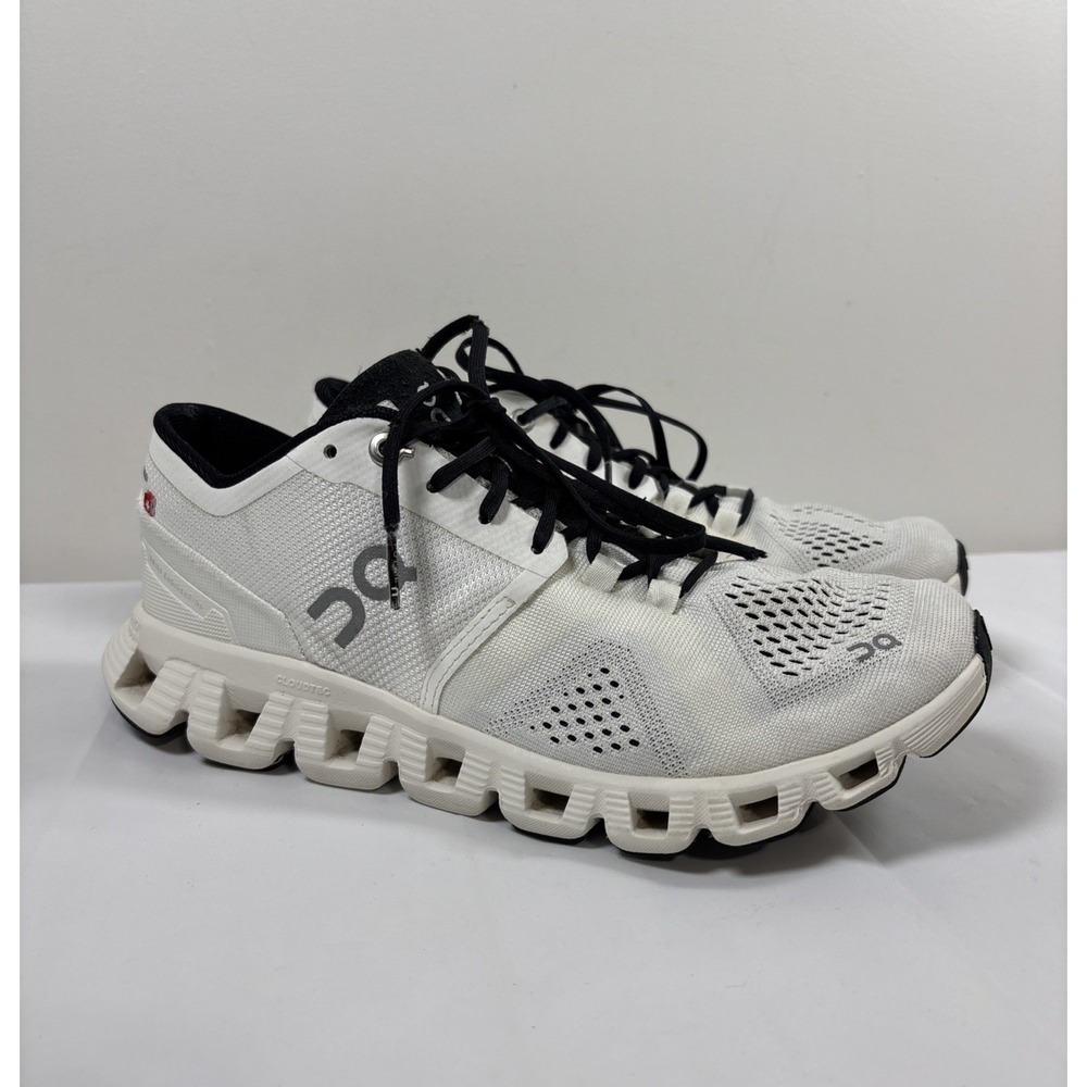 On Running Womens 8 Cloud X Textile Synthetic Trainers White/Black Mesh Shoes